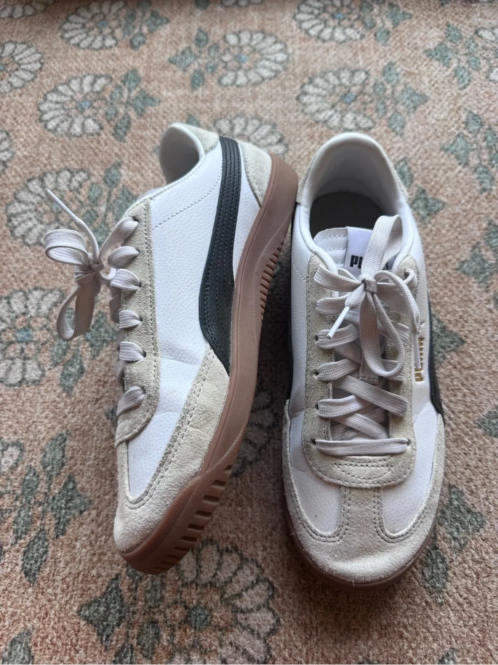 Puma Club Era Black & Gum Retro Court Sneakers women’s size 8.5